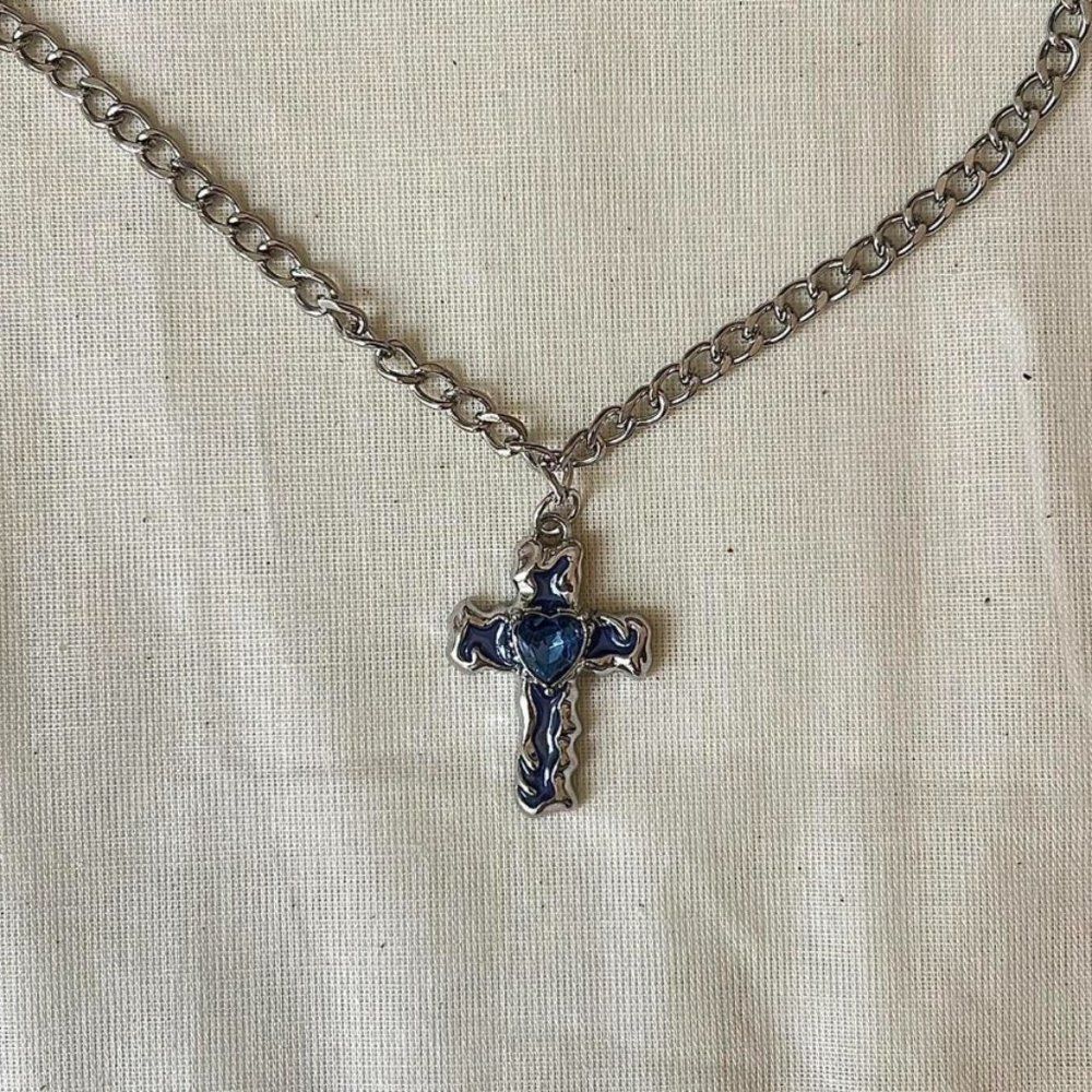 y2k 2000s grunge crystal cross pendant necklace